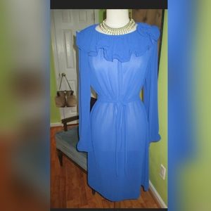 Chic and Timeless Vintage Dress - By Carillon